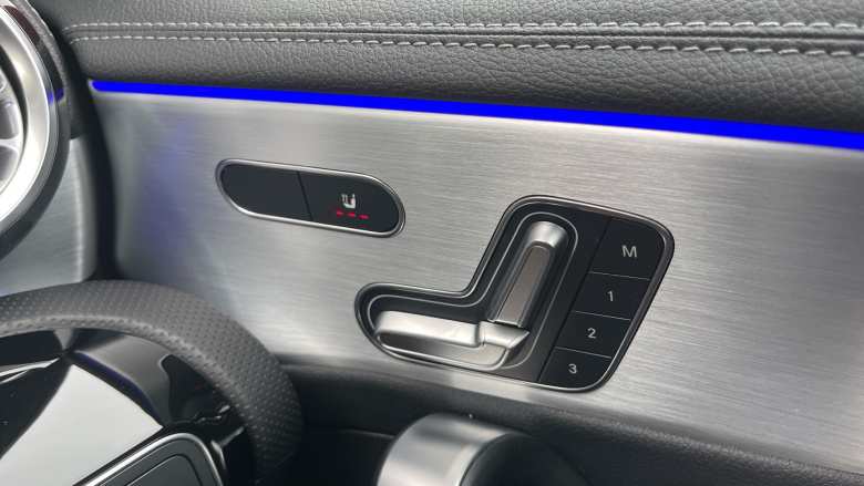 Mercedes-Benz CLA 250e AMG Line Premium Plus 4dr Tip Auto Saloon